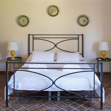 Tenuta San Calogero Alloro Landsted Agnone Bagni